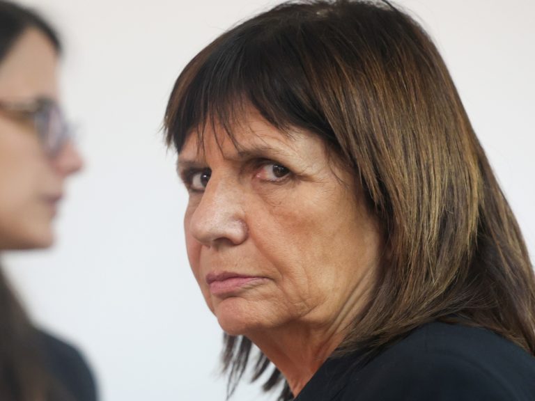 Patricia Bullrich no quiere hablar de una candidatura propia, pero apunta a Mauricio Macri y Rodríguez Larreta