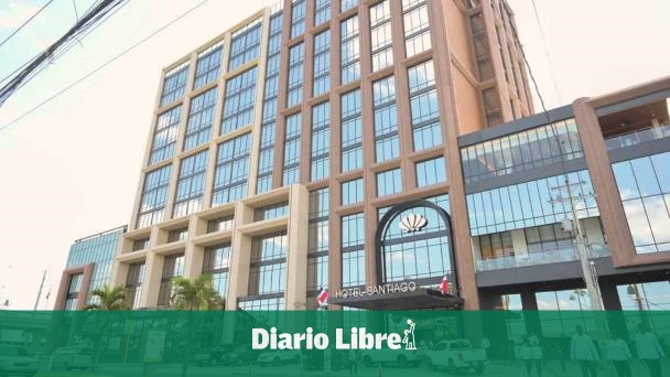 Abinader inaugura el Hotel Santiago Curio Collection by Hilton