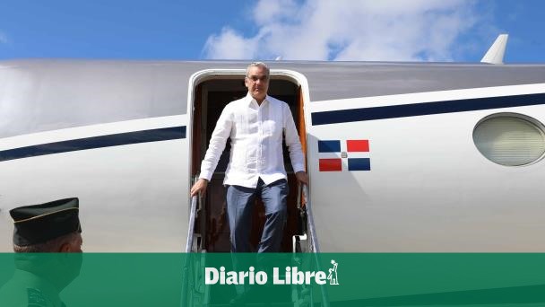 Abinader llega a RD tras participar en cumbre textil en Washington