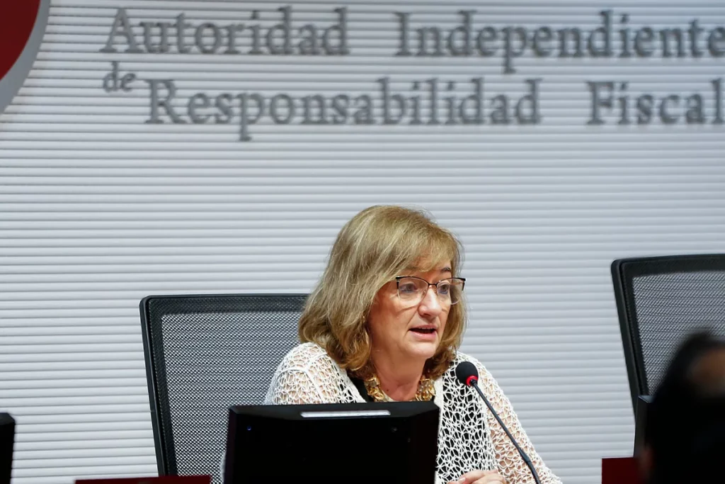 Airef insta a que la quita de deuda a las CCAA incentive el control del gasto y no solo subir IRPF