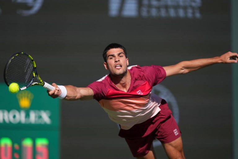 Alcaraz pierde en Indian Wells tres años después y se despide de la final