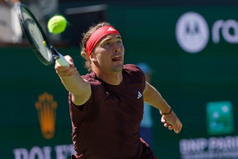 Alexander Zverev se deja 200 puntos tras caer a la primera en Indian Wells y Alcaraz acecha el número 2 ATP