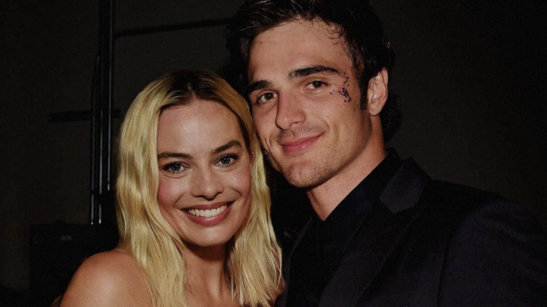 Así luce Margot Robbie en su próximo papel protagónico de Cumbres Borrascosas