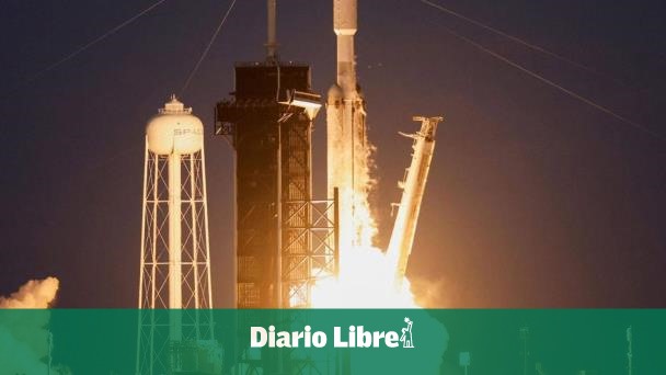 Baréin lanza su primer satélite al espacio