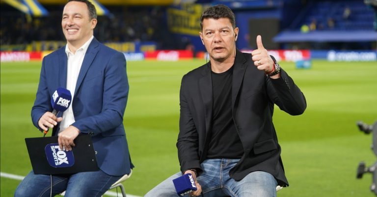 Battaglia, homenajeado por Conmebol: "Es raro que no esté Boca en la Copa, es un momento difícil del club" :: Olé