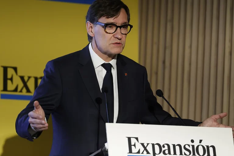 Cataluña pone en marcha un programa para "acoger" a investigadores de Estados Unidos "amenazados por el negacionismo científico de Donald Trump"