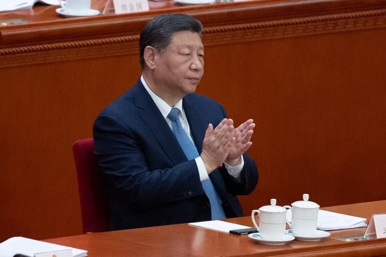 China impone aranceles de represalia a productos agrícolas y alimenticios canadienses