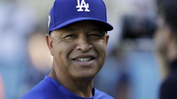 Dave Roberts el dirigente más popular de MLB