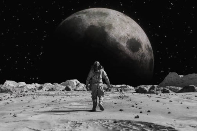 Las primeras fotos de Hera que cambiarán la historia: Deimos, la luna olvidada de Marte, como nunca antes la vimos