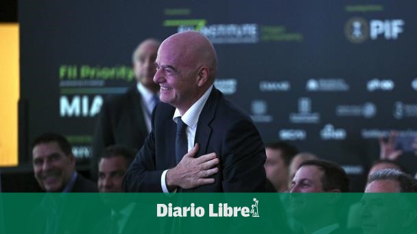 Donald Trump se reúne con Infantino y crea grupo de trabajo