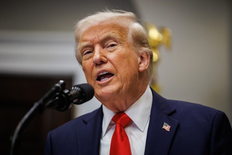 EU no ayudará a miembros de la OTAN que no inviertan en defensa, advierte Trump • Internacional • Forbes México
