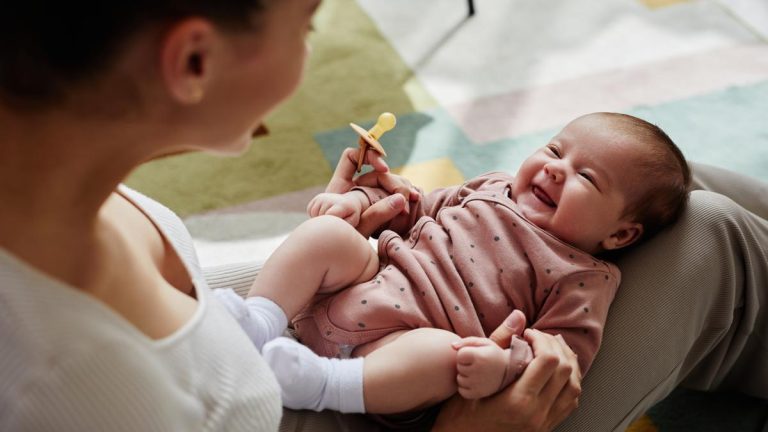 El Gobierno vasco amplía la ayuda de 200 euros para las familias hasta que los niños cumplan 4 años