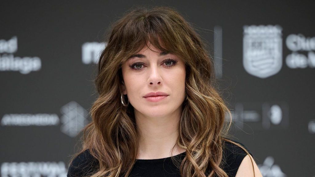 El último corte de pelo de Blanca Suárez en el Festival de Málaga 2025 me ha hecho querer tener flequillo