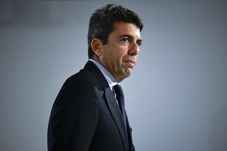 Génova agota su paciencia con Mazón: "Ya no le quedan balas"