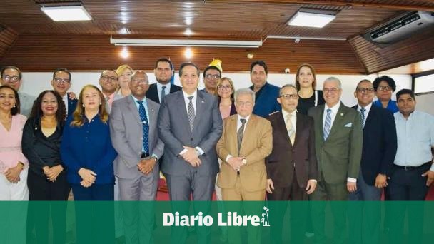 Gobierno y CMD dialogan sobre ajuste salarial médicos pensionados