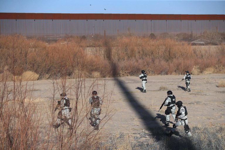 México frontera detenidos