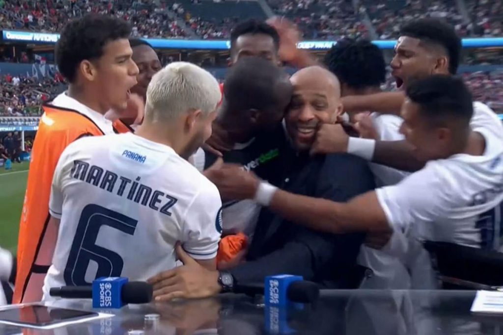 La celebración más surrealista que dejó "en shock" a Thierry Henry