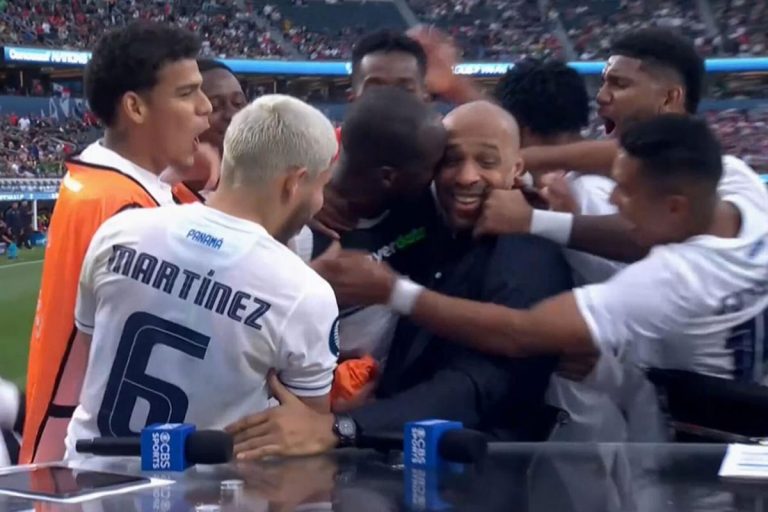La celebración más surrealista que dejó "en shock" a Thierry Henry