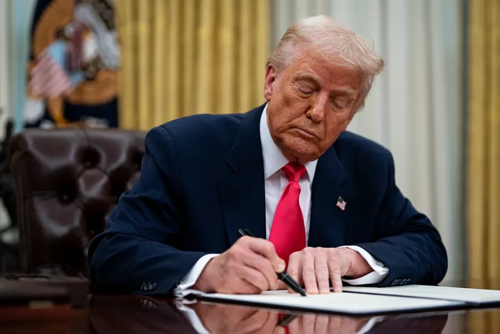 La creación de empleo en Estados Unidos se frena en febrero