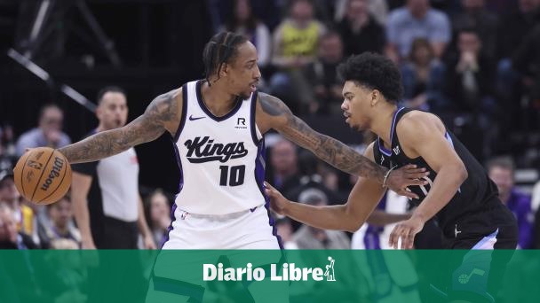 NBA multa a DeMar DeRozan de los Kings por criticar árbitros
