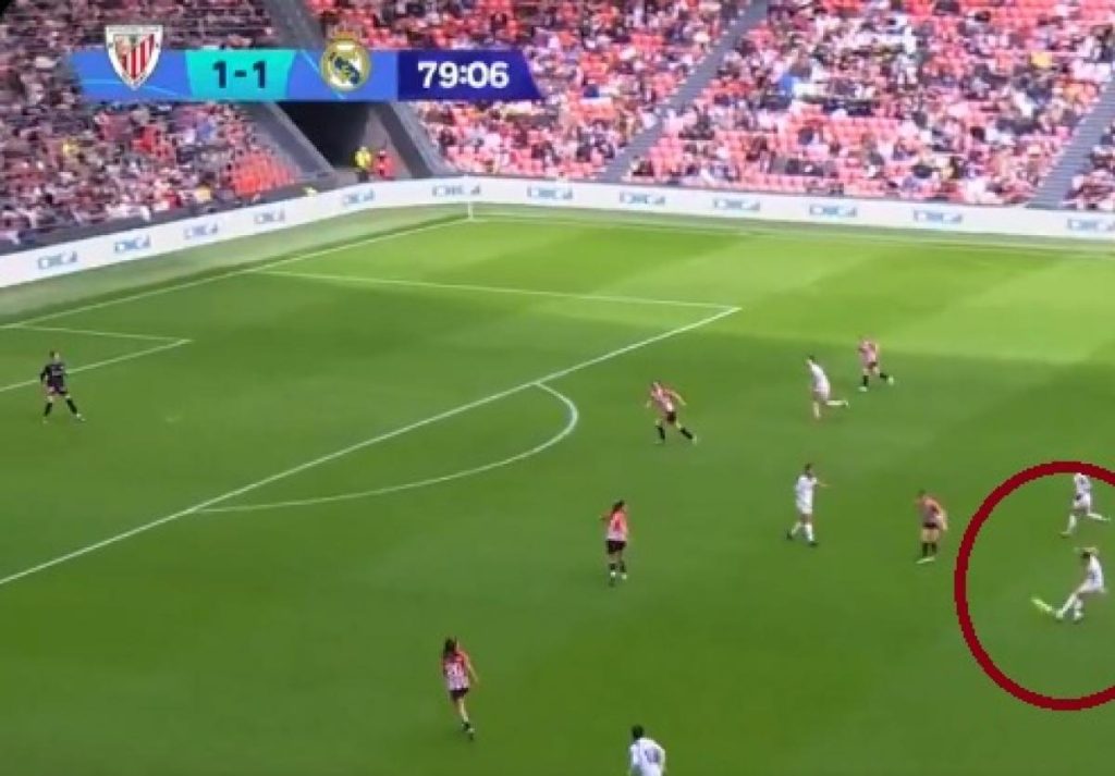 Olga Carmona calca el mítico golazo de Santi Aragón al Barça
