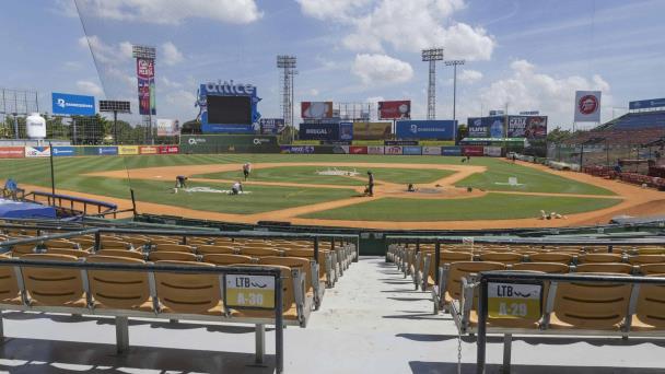 Puello: "El Quisqueya no es arreglarlo, es demolerlo, quedó desfasado"