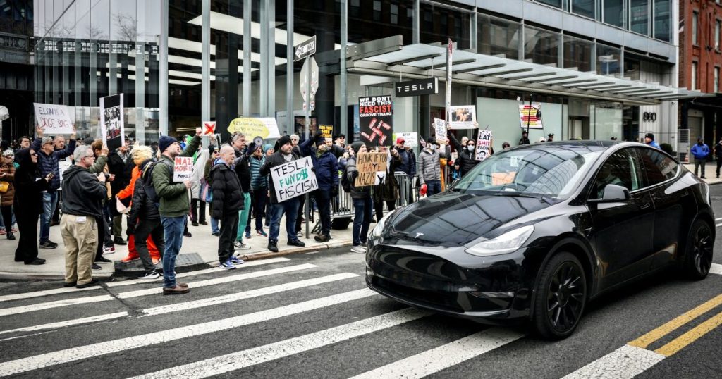 Retiran a Tesla del Salón Internacional del Automóvil de Vancouver por riesgos de seguridad