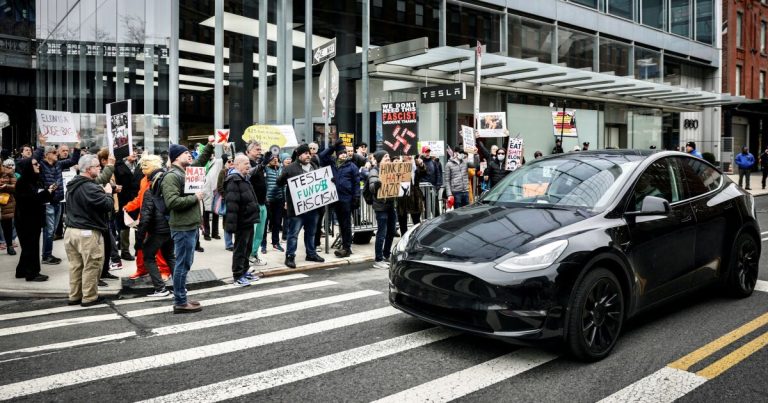 Retiran a Tesla del Salón Internacional del Automóvil de Vancouver por riesgos de seguridad