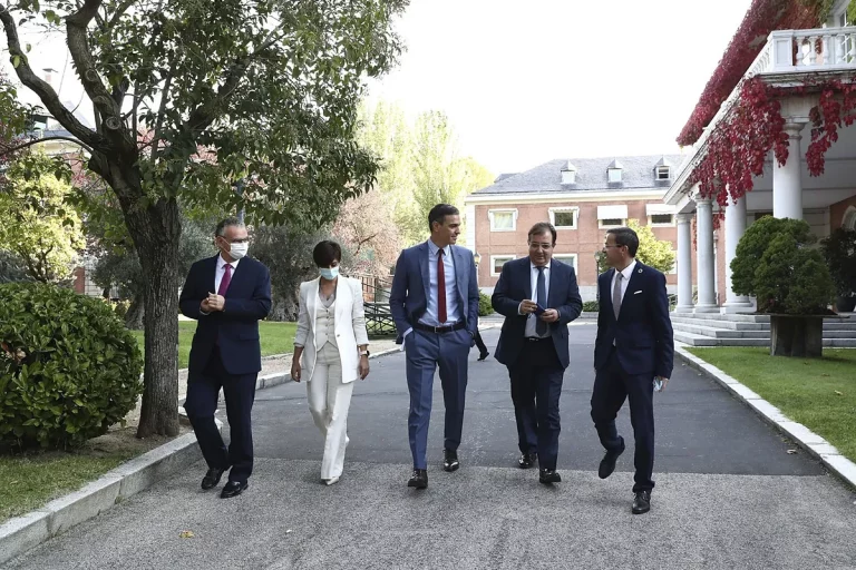 Sánchez se volcó en Badajoz en fechas clave de la plaza para el "hermanísimo"