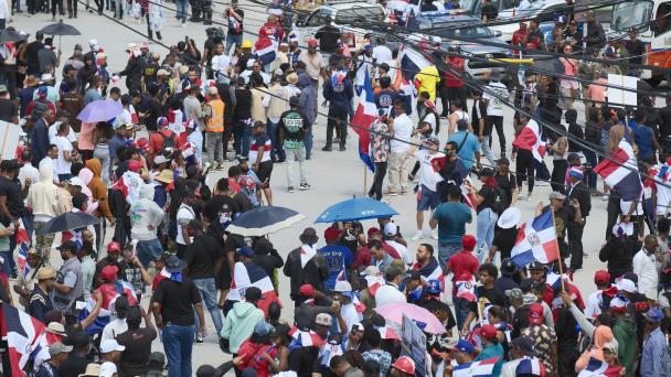 Senador advierte que marcha en el Hoyo de Friusa fue imprudente