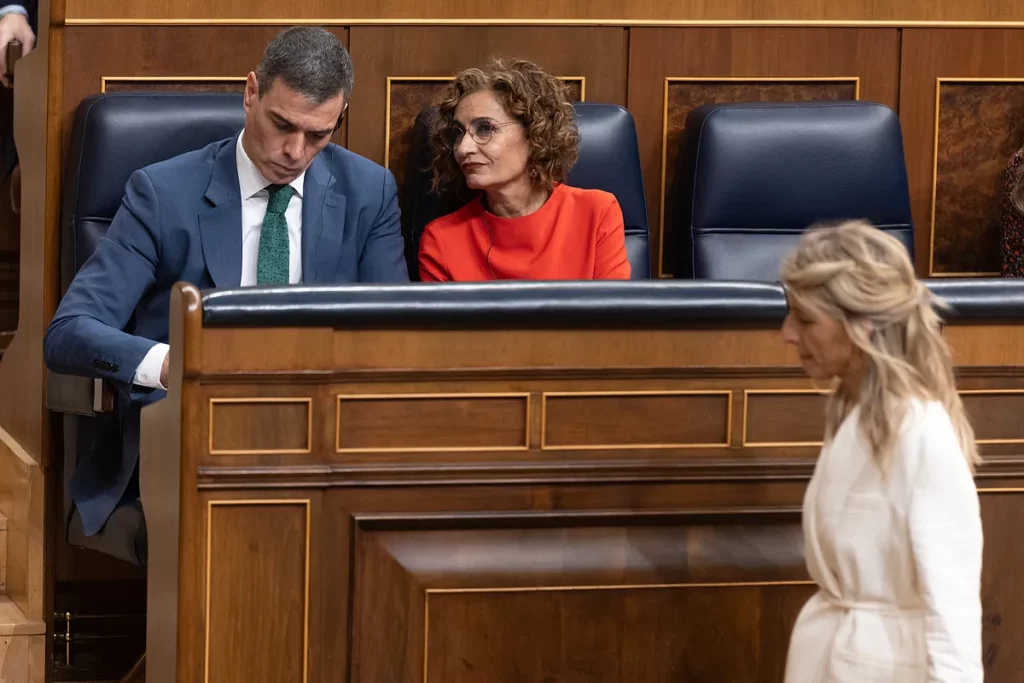 Trabajo y Hacienda acuerdan que el salario mínimo no tribute en el IRPF en 2025