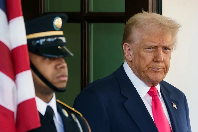 Trump anuncia nuevas represalias contra la UE: "Por supuesto que responderé"