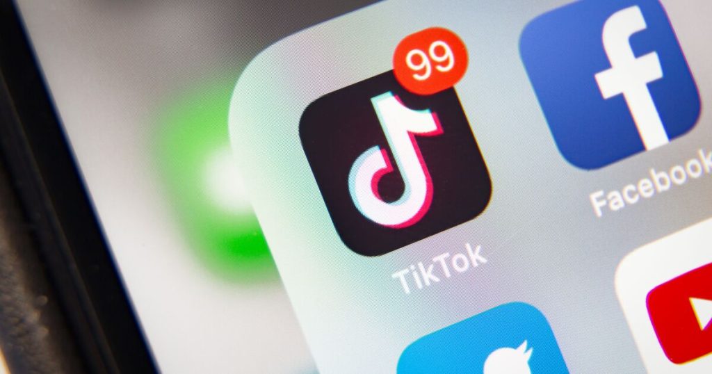 Trump dice que la venta de TikTok se cerrará esta semana en Estados Unidos