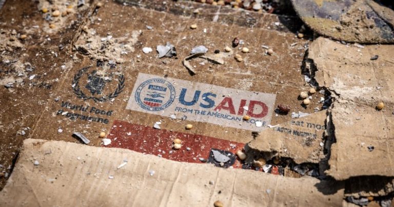 Una corte federal declara la supresión de USAID "probablemente" inconstitucional