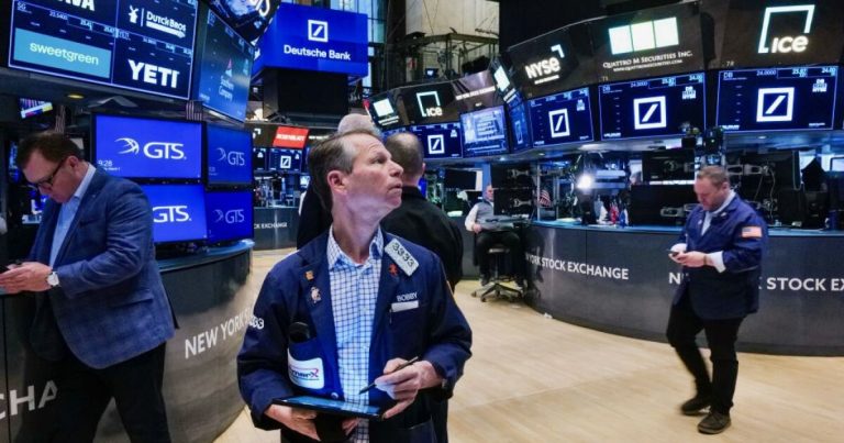 Wall Street cae por temores arancelarios; FedEx se desploma tras pronóstico sombrío