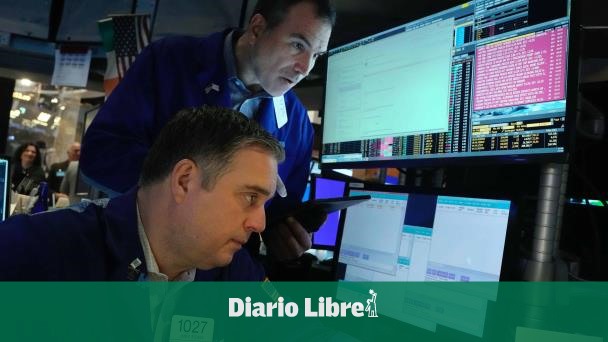 Wall Street sigue golpeada por la guerra de los aranceles