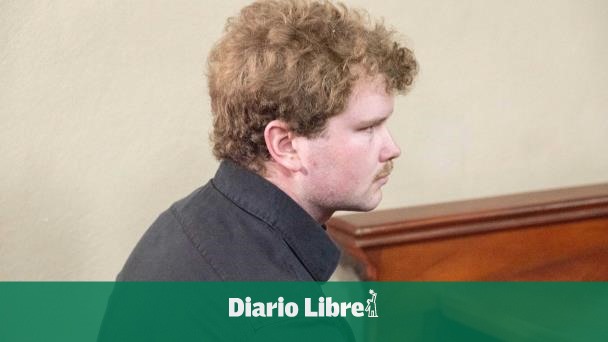 ¿Dónde está el pasaporte de Joshua Riibe?