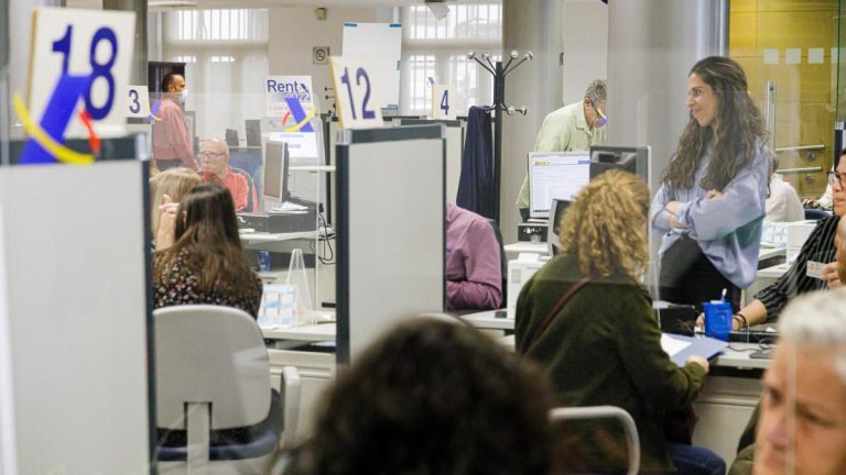 Renta 2024-2025: cómo solicitar el borrador, descargar la app de la AEAT y presentar la declaración