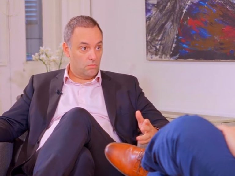 El sorpresivo elogio de Manuel Adorni a Axel Kicillof: “Siempre me apasionó escucharlo”