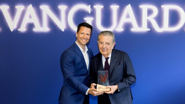 La Federació Catalana homenajea a Carlos Godó Valls, fundador del Trofeo Conde de Godó