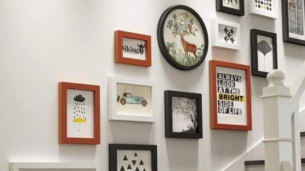 7 ideas para decorar la escalera de tu casa y llenarla de vida