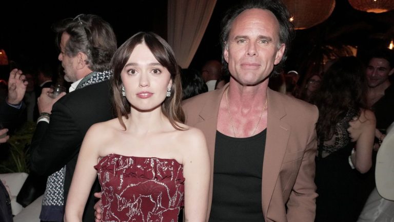 Aimee Lou Wood y Walton Goggins: ¿qué demonios está pasando entre ellos?