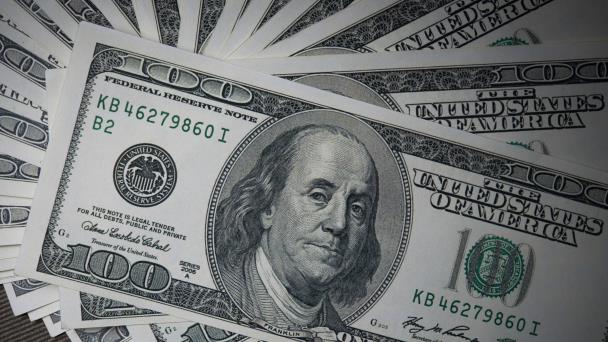 América Latina y la obsesión por el dólar