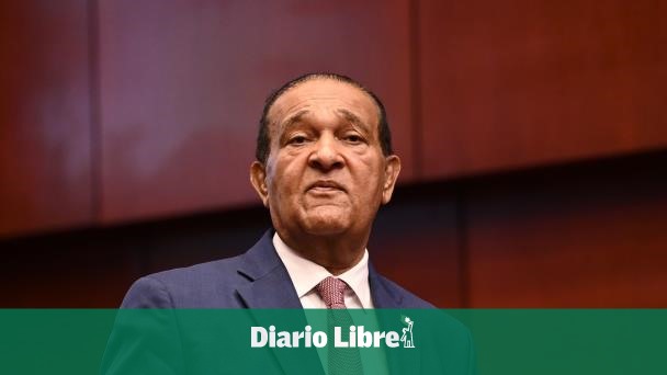 Antonio Marte rompe bloque con el PRSC en el Senado