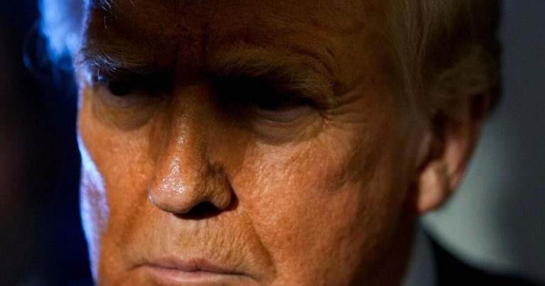 China "entró en pánico" por la guerra comercial, asegura Trump