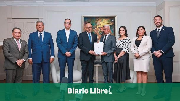 Control y poder de la Presidencia crecen con fusión de ministerios
