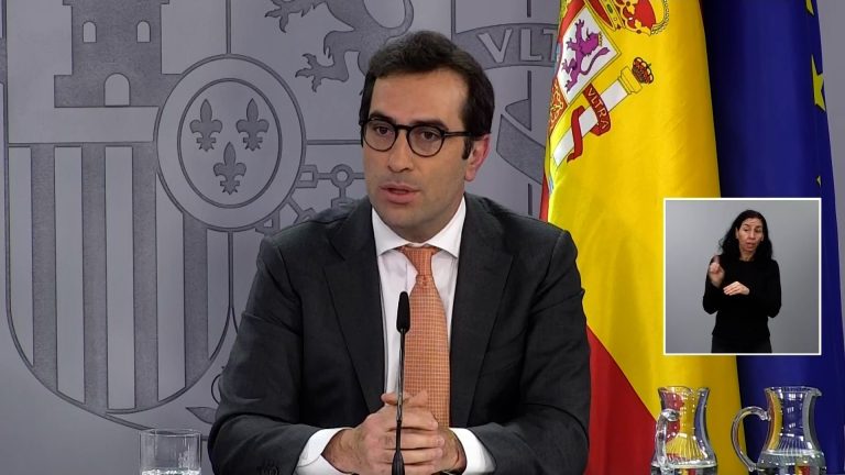 El Gobierno despliega la red de protección a empresas y trabajadores frente a los aranceles de Trump