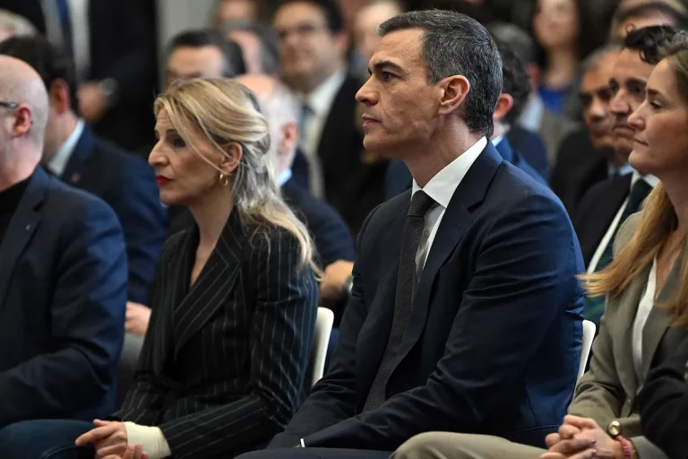 El mensaje de Sánchez para calmar a los empresarios ante la guerra arancelaria de Trump: "Hay dinero para afrontarlo"