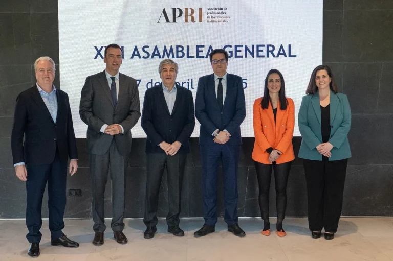 El sector del 'lobby' acepta la ley que regulará su actividad, pero pide cambios en el texto