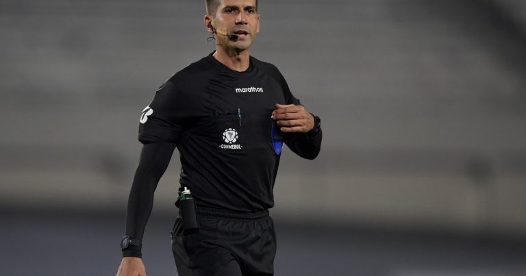 En Brasil suspendieron al referí que dirigirá Independiente - Boston River :: Olé